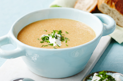 Morotssoppa med kvargtopping