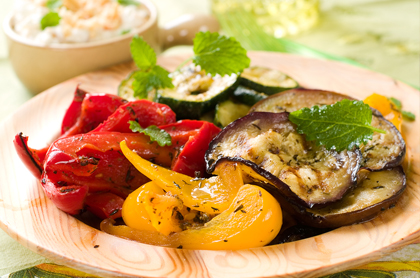 Ugnsstekta grönsaker med getoströra