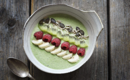 Grön Smoothie Bowl med äpple